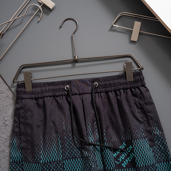 ブランドハーフパンツ側面デザイン